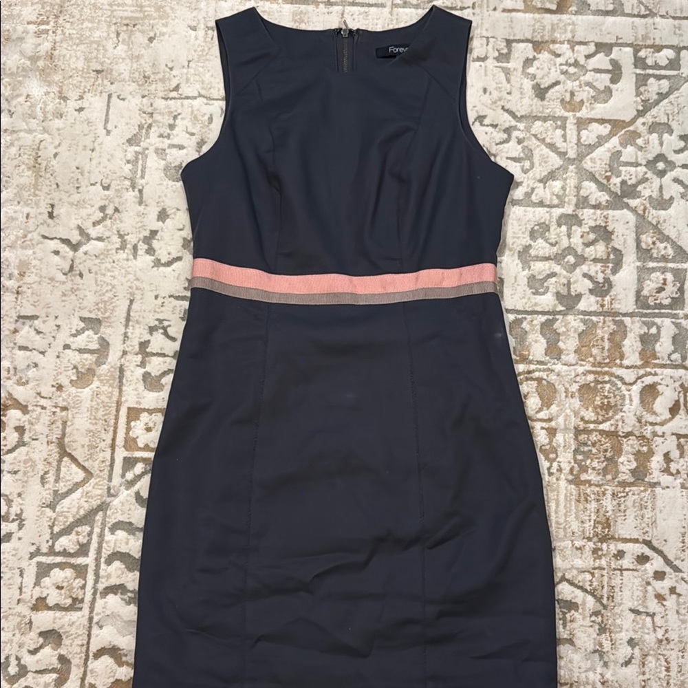 Forever 21 Gray Sheath Mini Dress Sleeveless Crew Neck